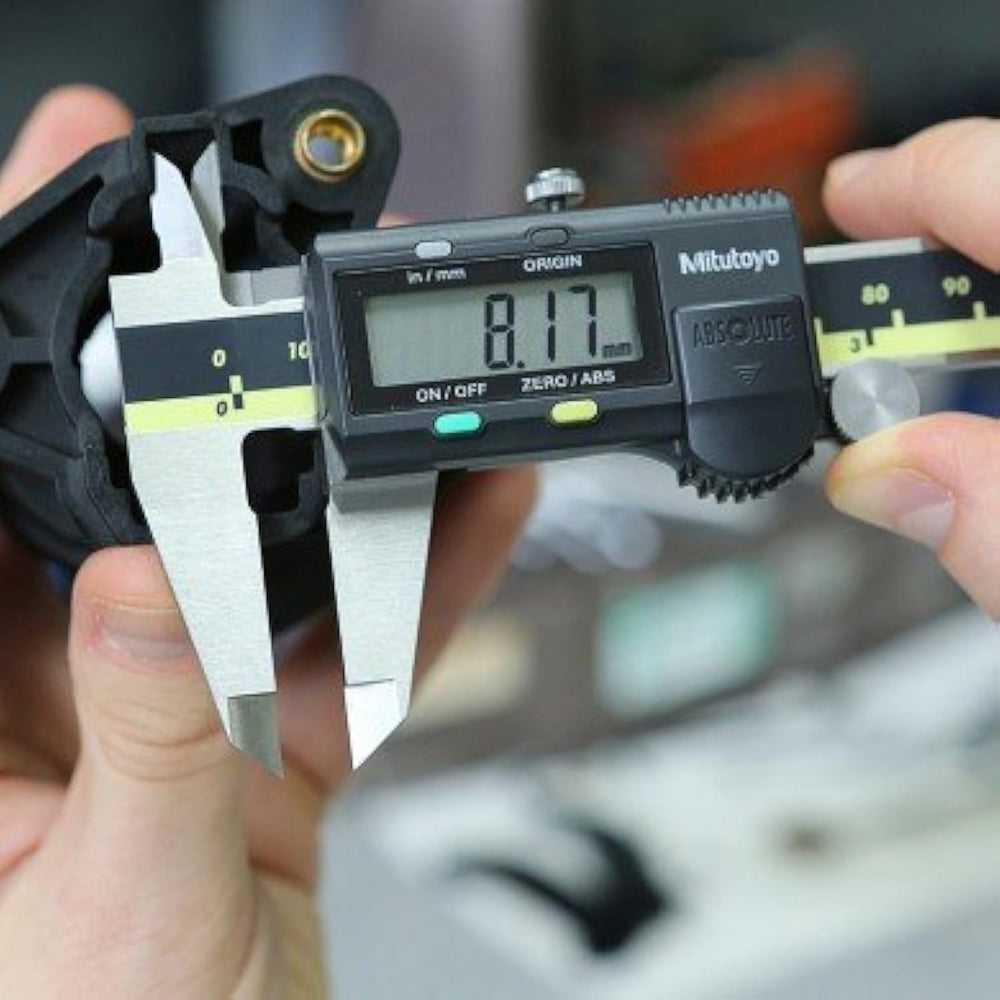 Mitutoyo 500-196-20 Digital Vernier Caliper 150mm/6 inch with LCD Display, Stainless Steel Construction, Dual Metric & Imperial Measurement System for Accurate Internal, External, Depth & Step Measurements, Advanced Absolute Scale, VC-09