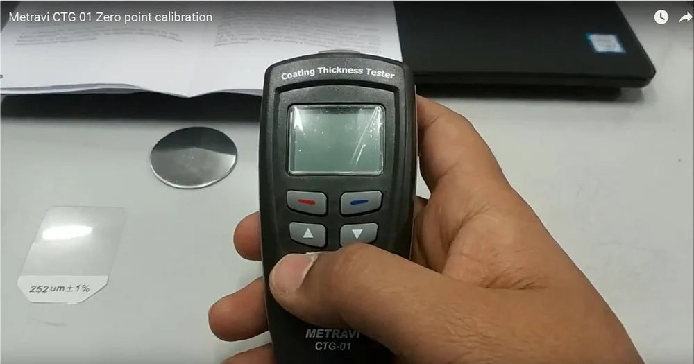 Metravi Coating Thickness Gauge CTG-01 with Dual Technology for Magnetic Induction and Eddy Current Measurements, 0-1250 µm Range, High Accuracy, Backlit LCD Display, Multi-Point Calibration for Ferrous and Non-Ferrous Substrates