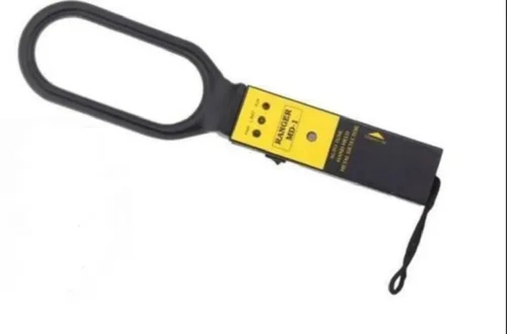 Real Instruments Hand Held Metal Detector MD-01 Professional All-Terrain Metal Detector with Adjustable Sensitivity, Discrimination Control, and Waterproof Search Coil for Coin, Jewelry, and Treasure Hunting Enthusiasts